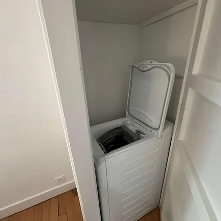 Appartement Bel Refait à Neuf Proche - Fr-1-494-209 *